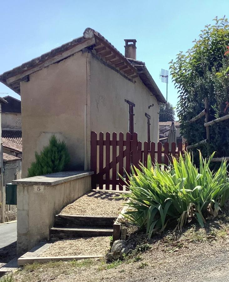 Le Tourniquet - Aubeterre Tiny House Villa Ngoại thất bức ảnh